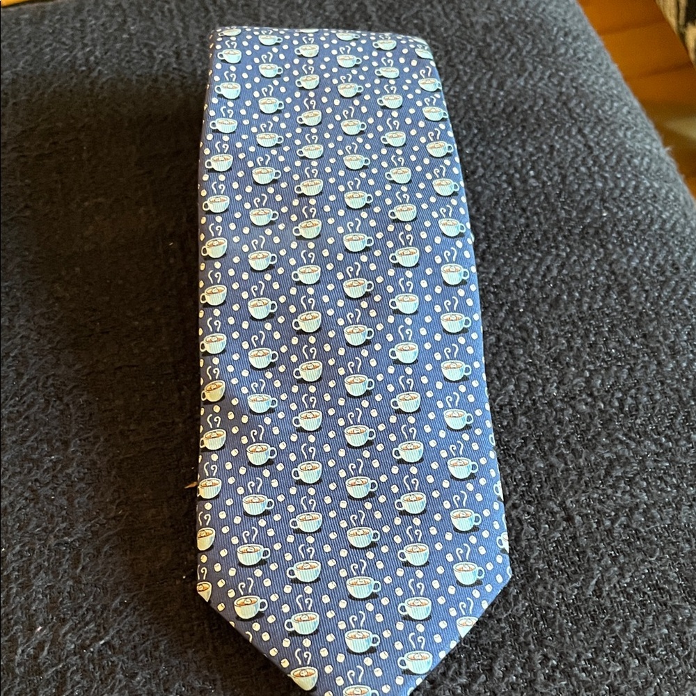 Vineyard Vines 100% coffee Pattern Tie